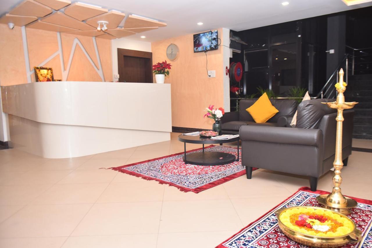 M R Residency Dharwad. Διαμέρισμα Εξωτερικό φωτογραφία